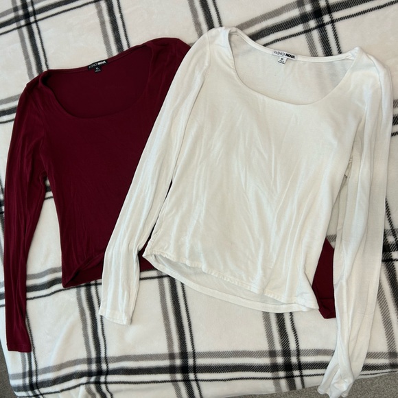 Two double layers tops - Picture 2 of 4